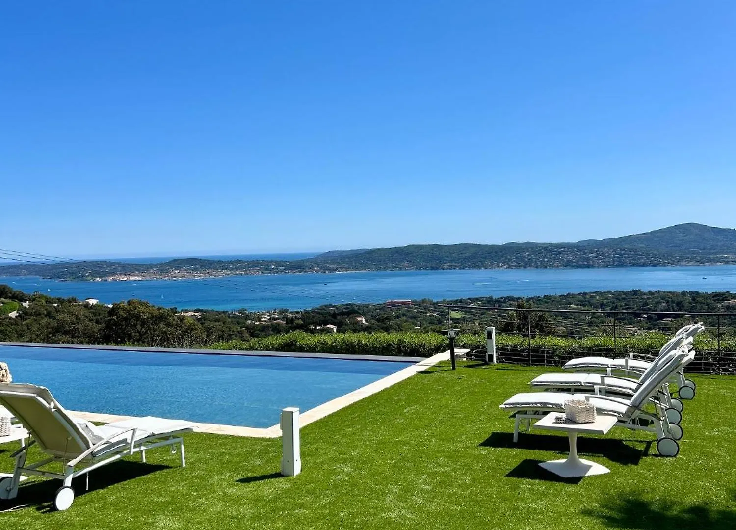 Villa Alfaline 포트 그리모